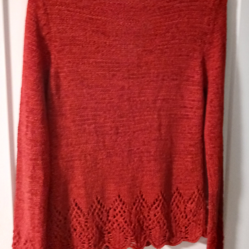 Elegant Red Women's Sweater - Picture 3 of 6